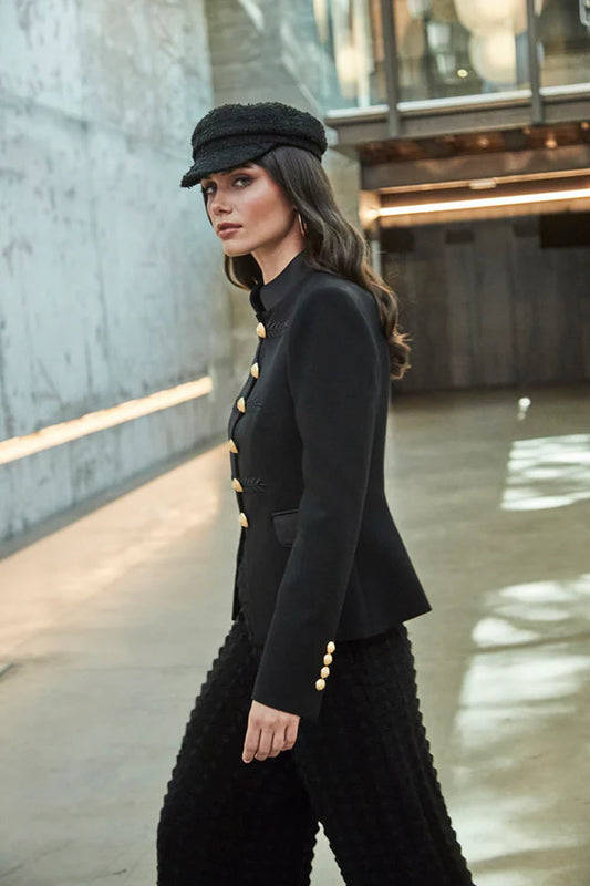 BLAZER ESPIGAS RENATA BLACK