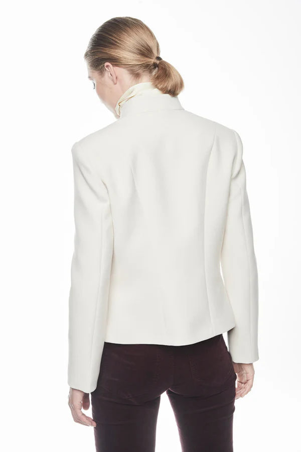BLAZER BORDADO CON BOTONES BLANCO BIANCA