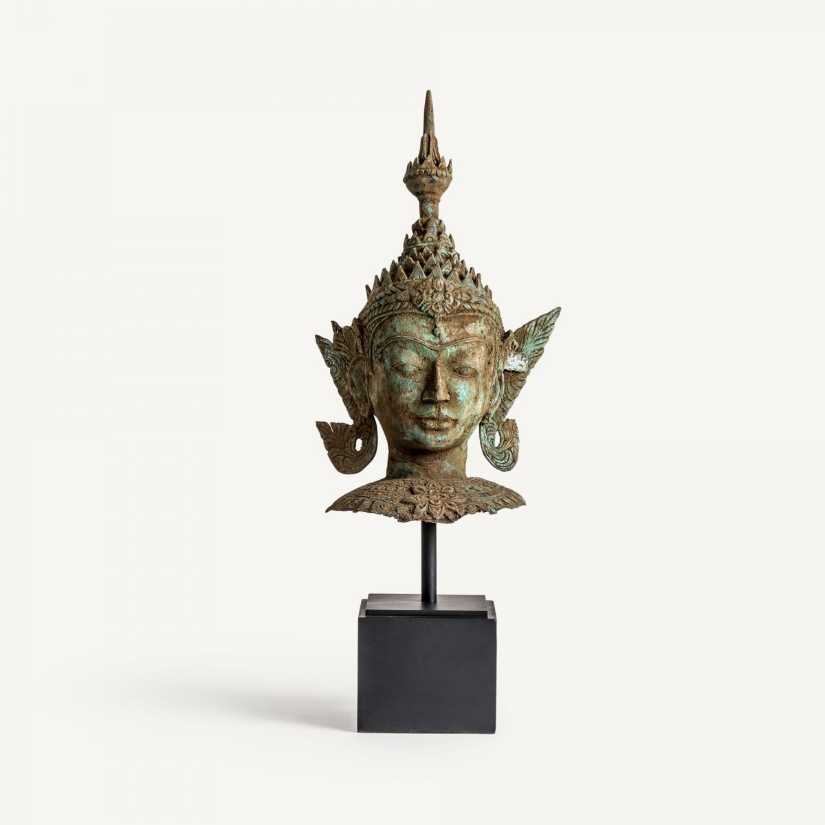 BUSTO