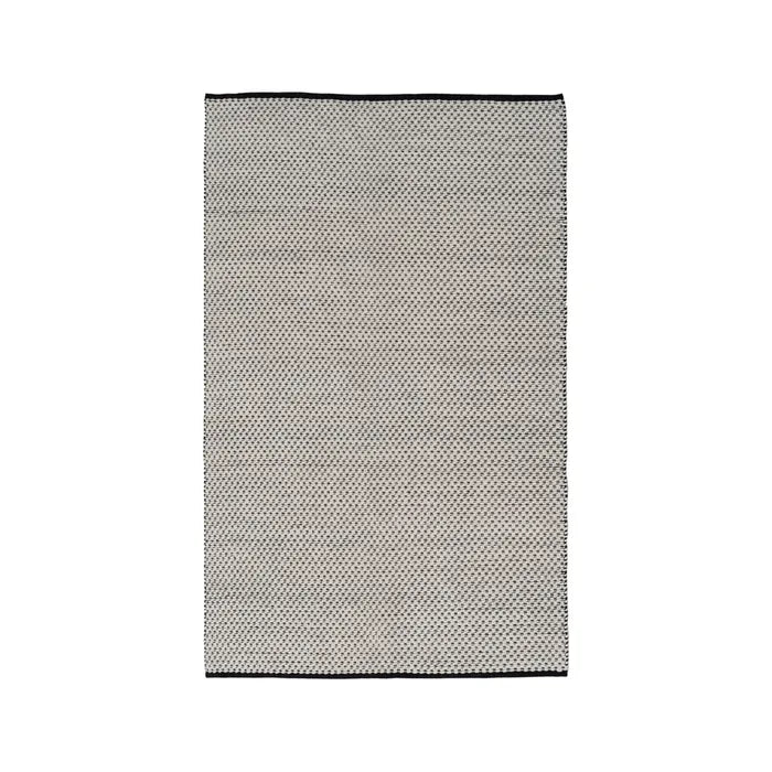 ALFOMBRA BLANCO-NEGRO TEJIDO DECORACIÓN MEDIANA