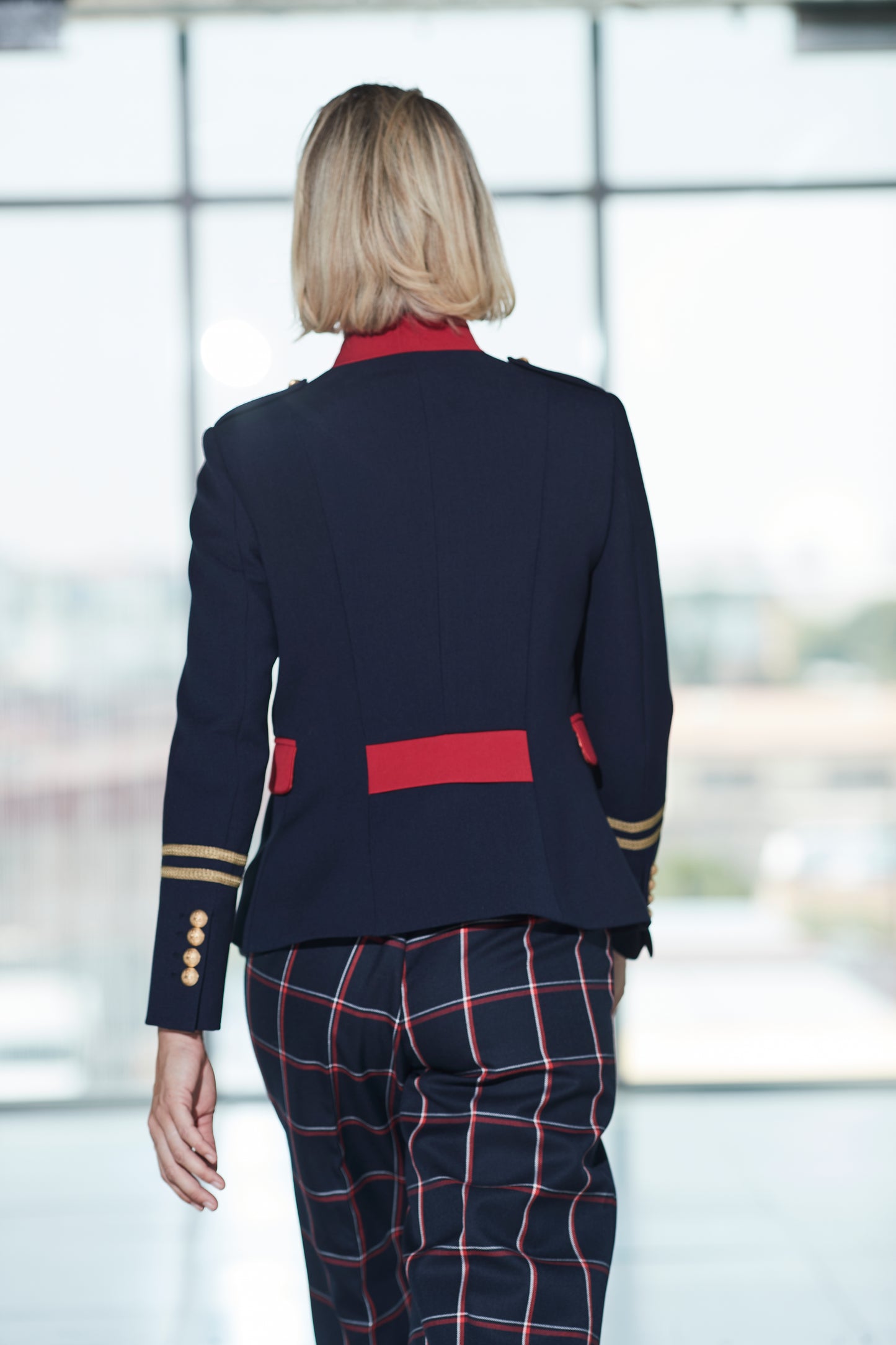 BLAZER BORDADA MARINO RENATA SCOTTISH