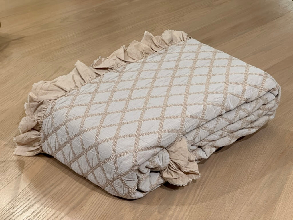 COLCHA MILAN + VOLANTE CAMEL 270X270