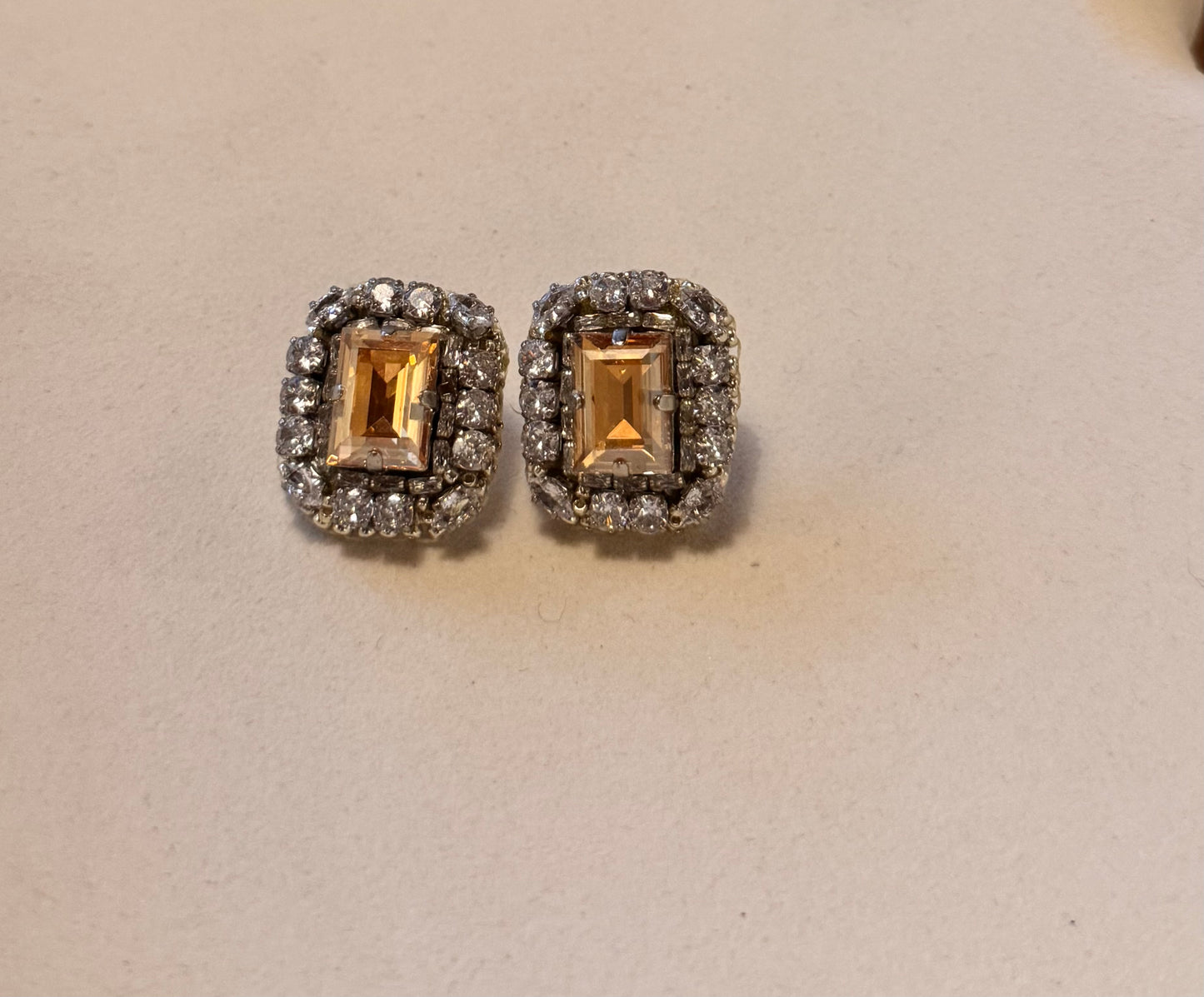 Aretes Studds