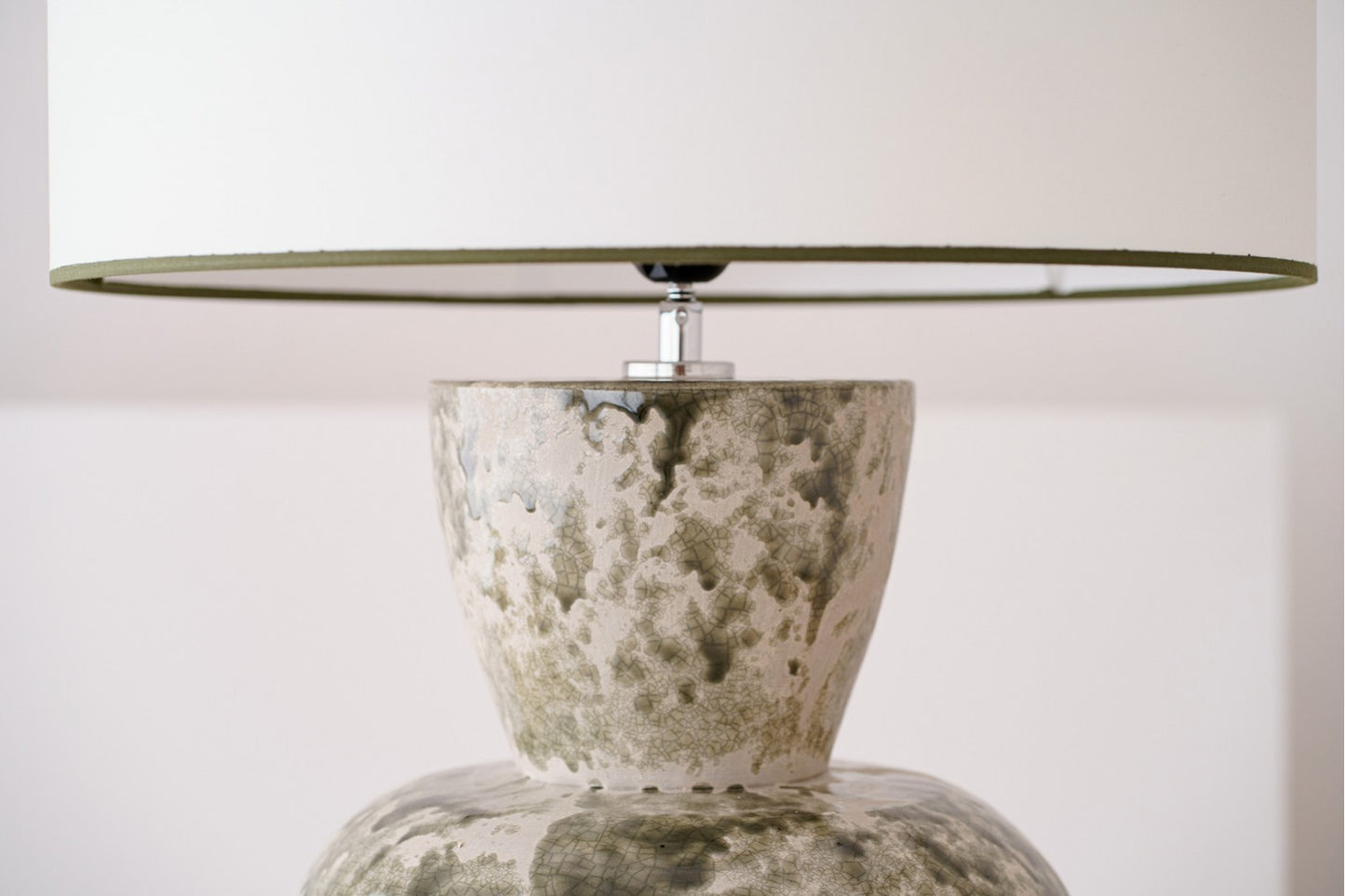 LÁMPARA DE MESA CERÁMICA MUSGO
