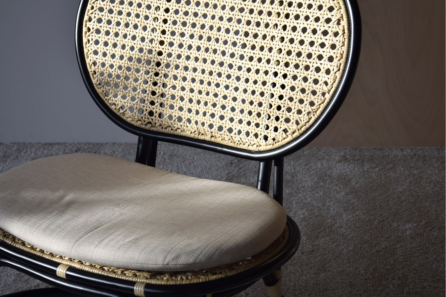 SILLÓN NORMA EN RATTAN CON COJÍN
