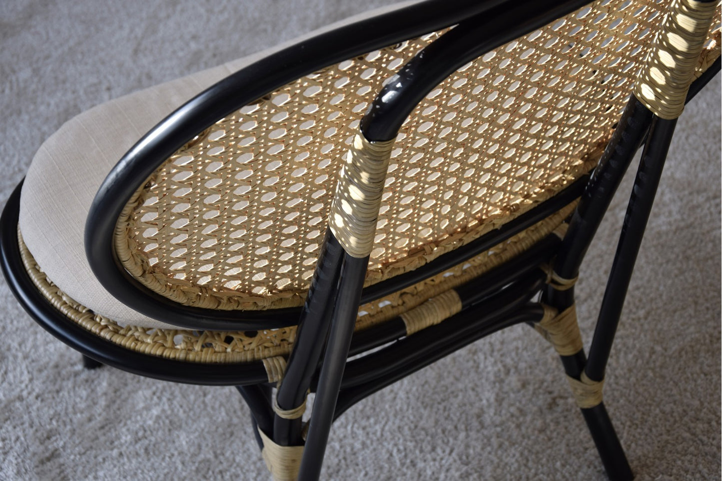 SILLÓN NORMA EN RATTAN CON COJÍN