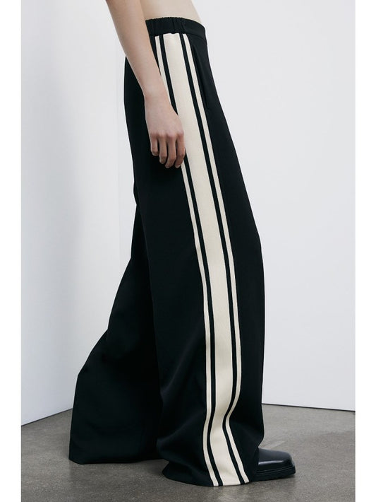 PANTALON CON RAYAS