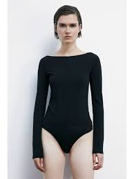 BLUSA NEGRA